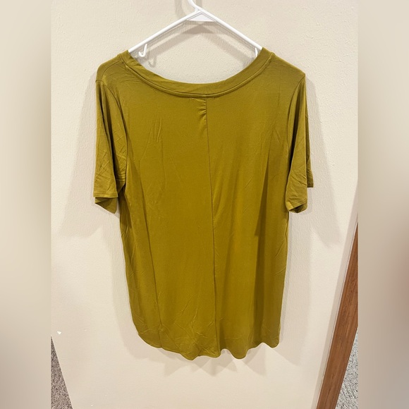 Zenana Brand Short Sleeve Green/Yellow Tunic Top - Size Large - Brand New - Picture 2 of 8